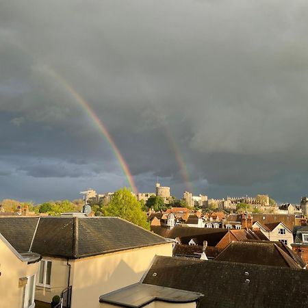 Top Floor En-Suite Double Bedrooms With Great View Of Windsor Castle & Free Parking Exterior foto