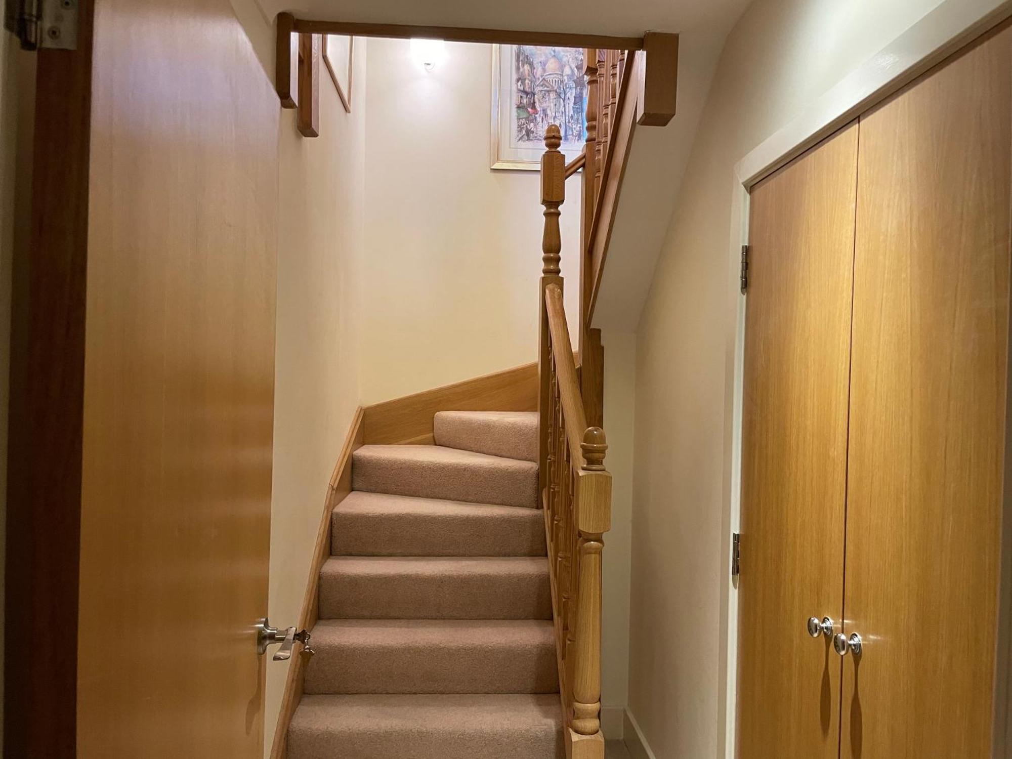 Top Floor En-Suite Double Bedrooms With Great View Of Windsor Castle & Free Parking Exterior foto